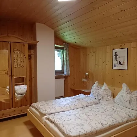 Apartment Ferienhaus-gruenfelder *