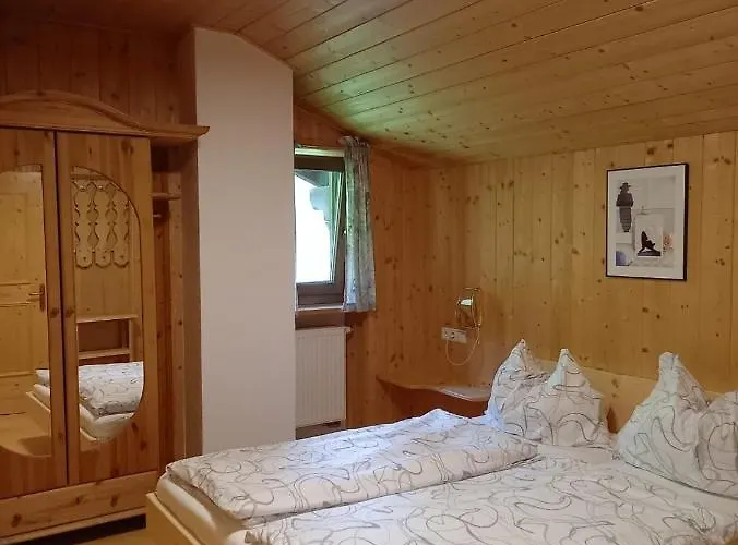 Apartament Ferienhaus-gruenfelder *